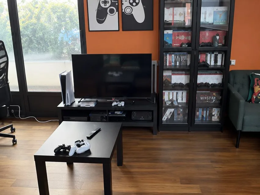L’espace jeux vidéo et consoles du Repaire du Phoenix à Montauban